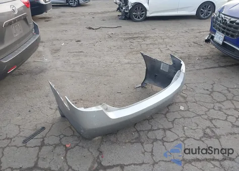 2007 Toyota Camry Xle V6 z USA, uszkodzony, nr VIN 4T1BK46KX7U517002